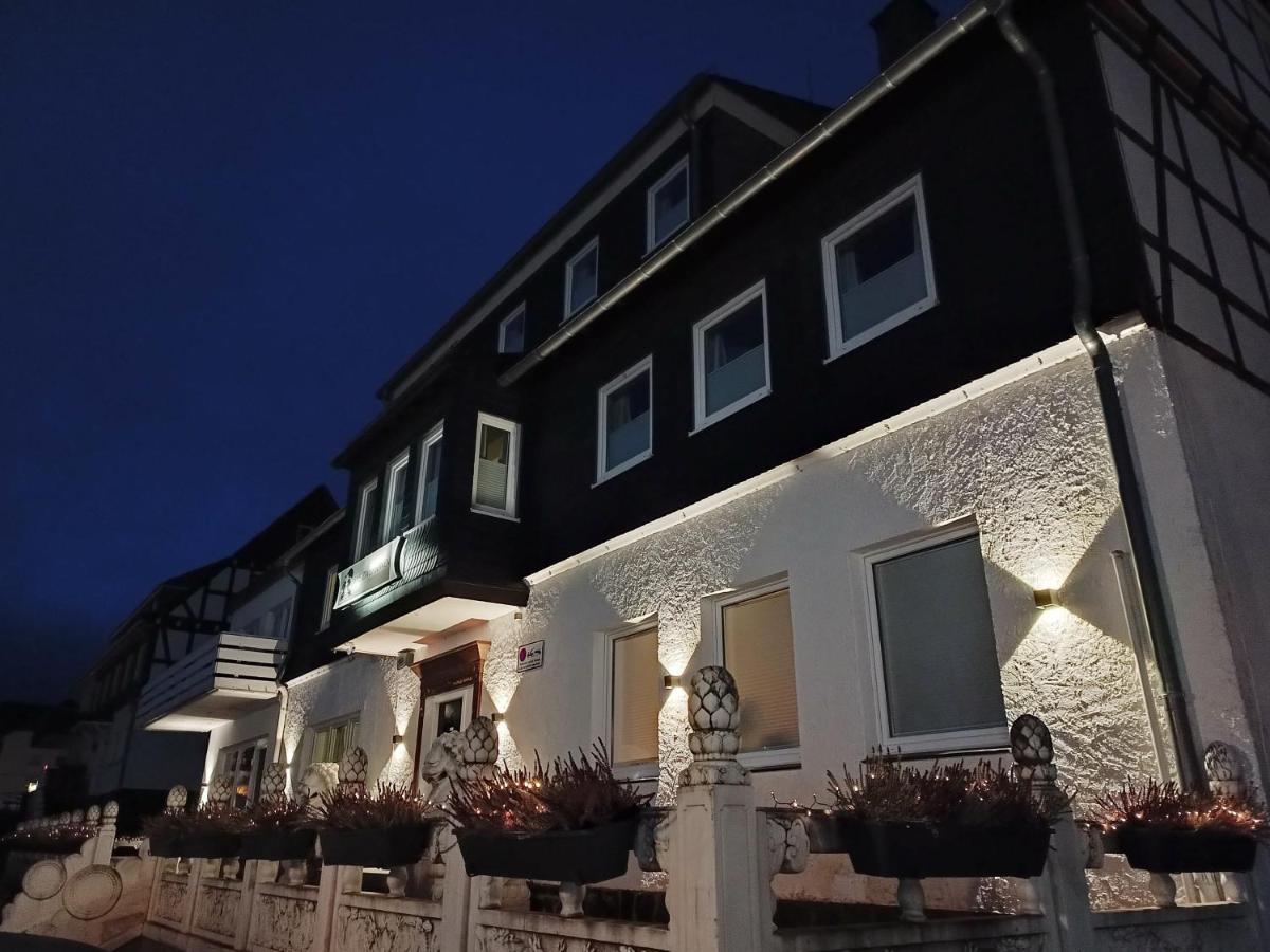 Die zwei Löwen Ferienwohnungen Winterberg Exterior foto